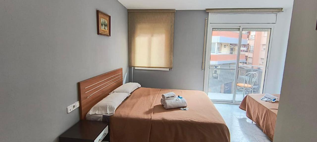 Hostal Europa Tarragona Exteriér fotografie