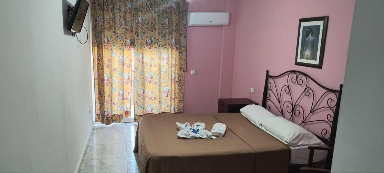 Hostal Europa Tarragona Exteriér fotografie